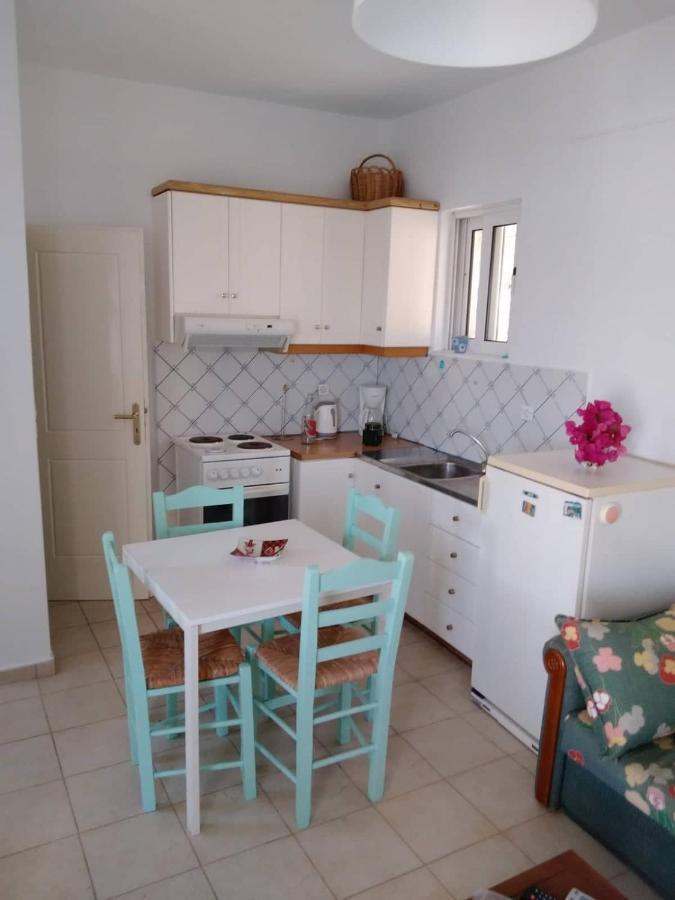 West Red Rock And View Leonidio Maisonette Studio Екстер'єр фото